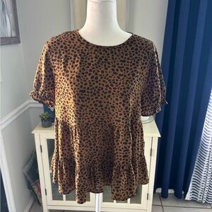 Leopard Print Ruffle Hem Top
